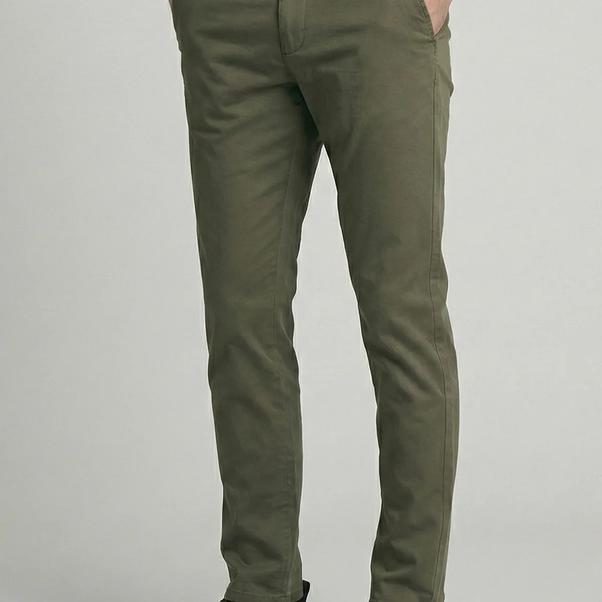 NEW MAN - Pantalón Bagneaux Slim Fit Military New Man