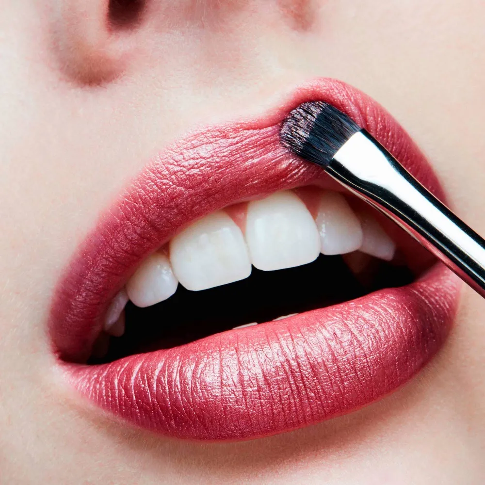 Mac Frost Lipstick Plum Dandy, foto 3