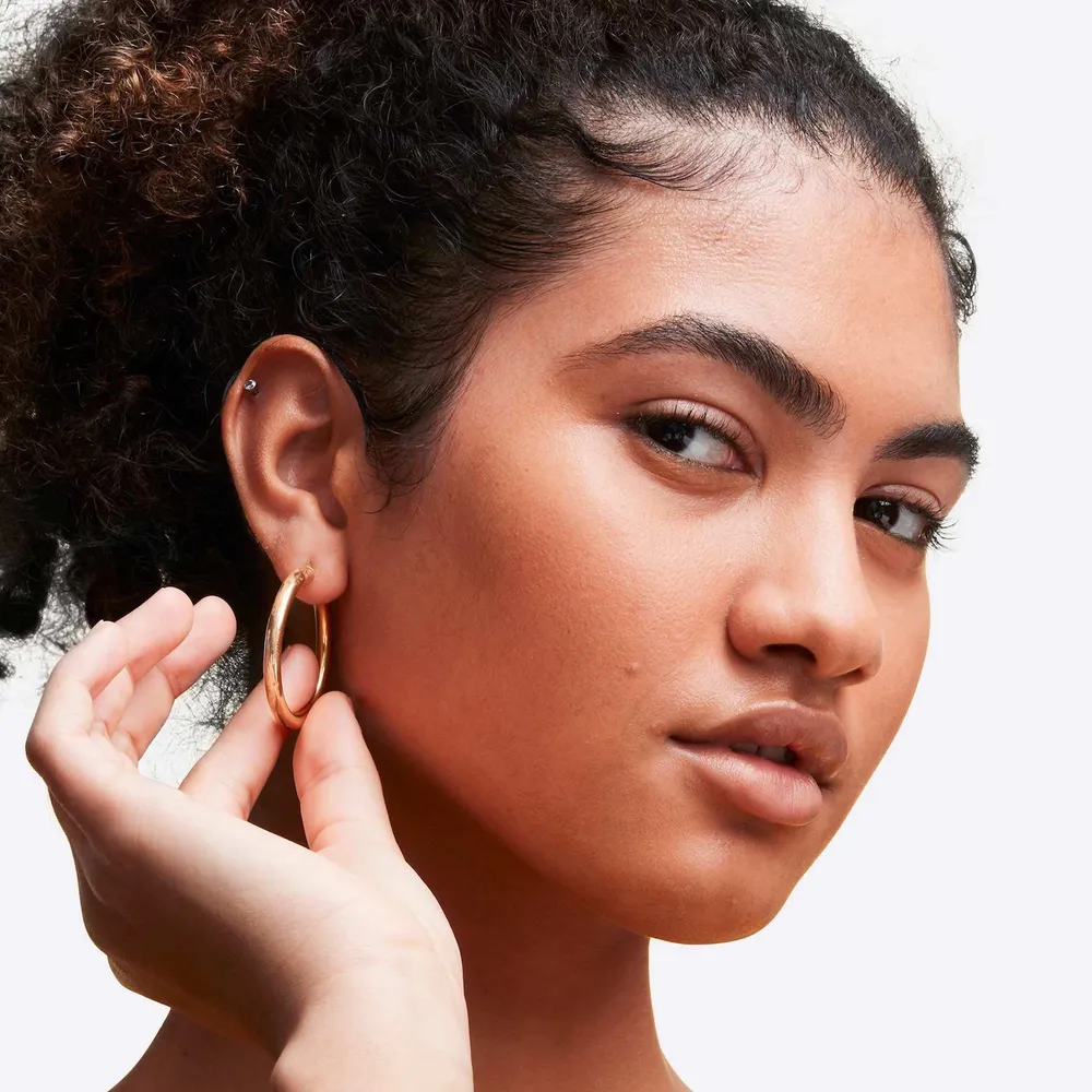 Mac Studio Radiance Face and Body Radiant Sheer Foundation C5, foto 3