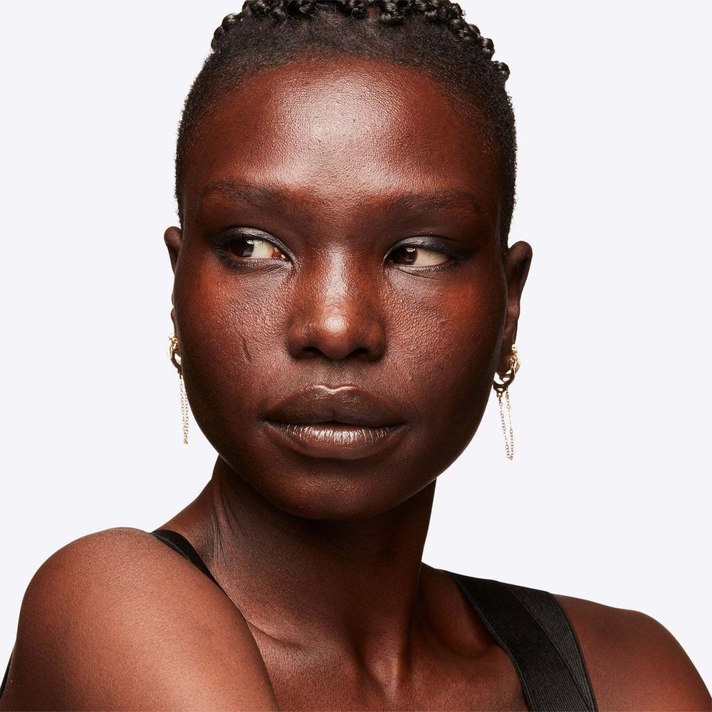 Mac Studio Radiance Face and Body Radiant Sheer Foundation C9, foto 2