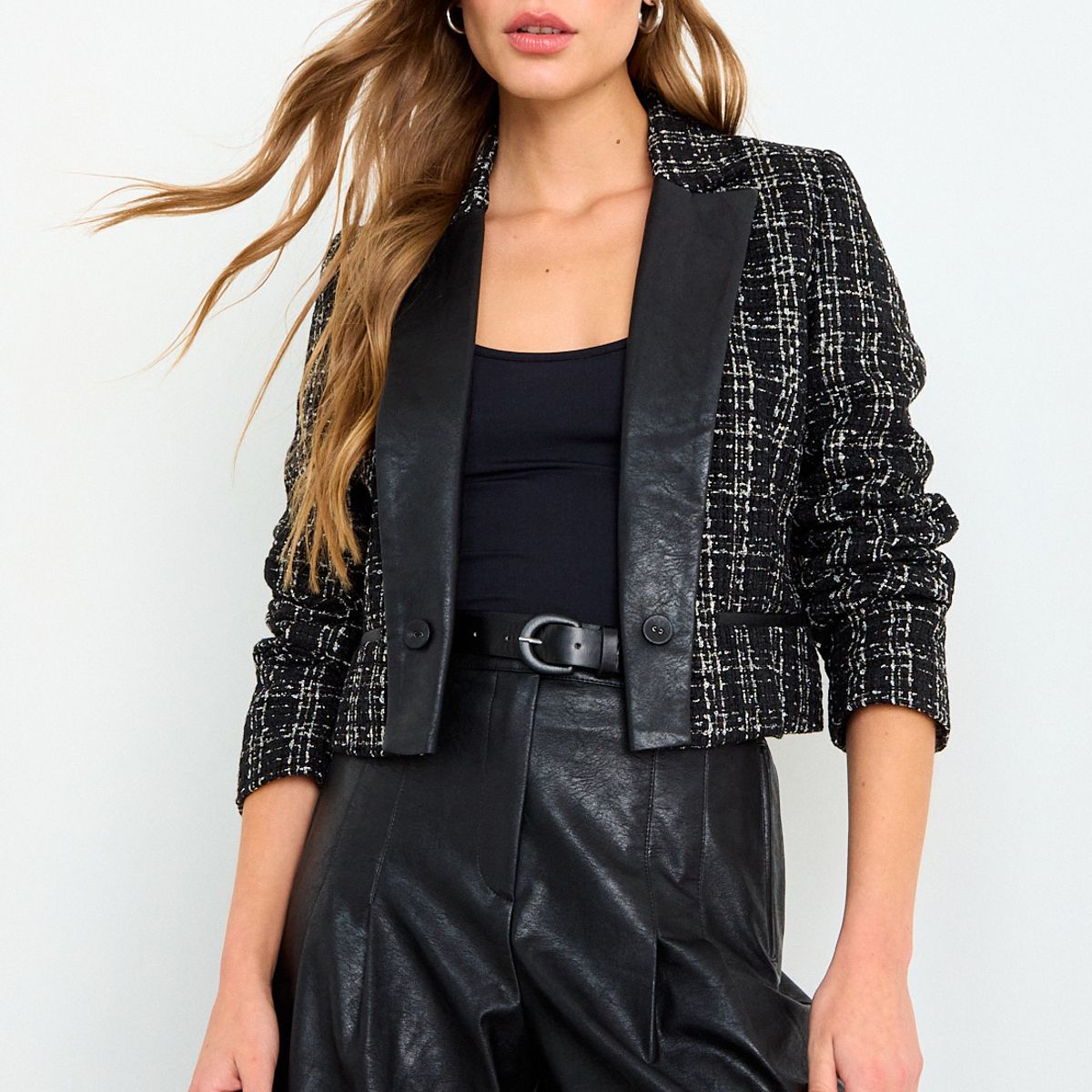 IO - Blazer Fantasia Mujer Negro Io