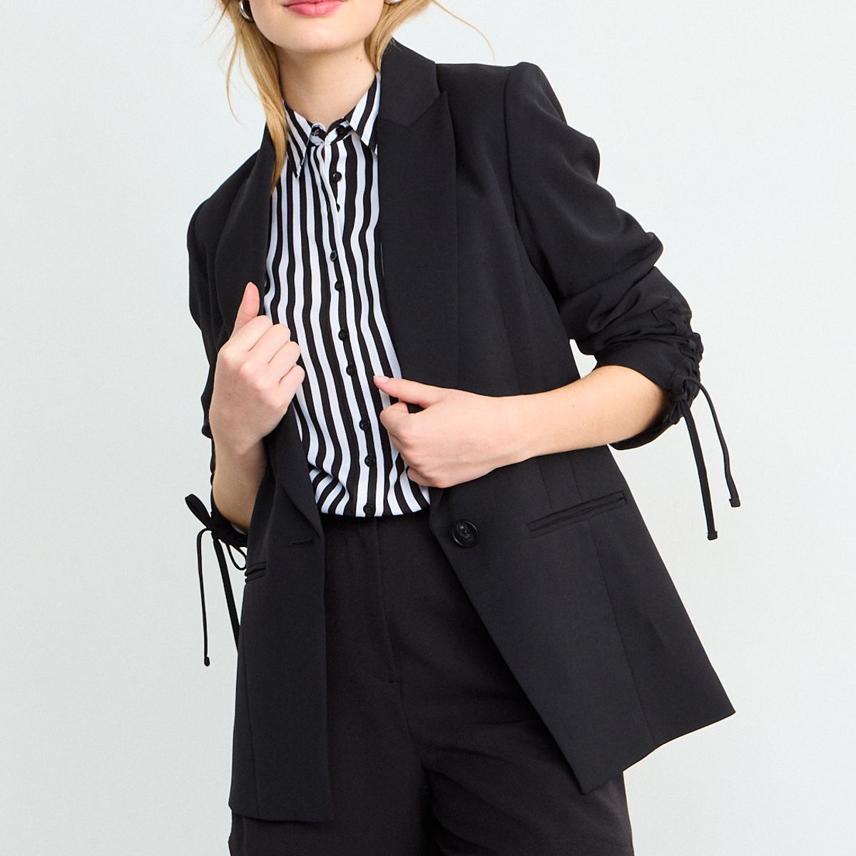 IO - Blazer Liso Mujer Negro Io