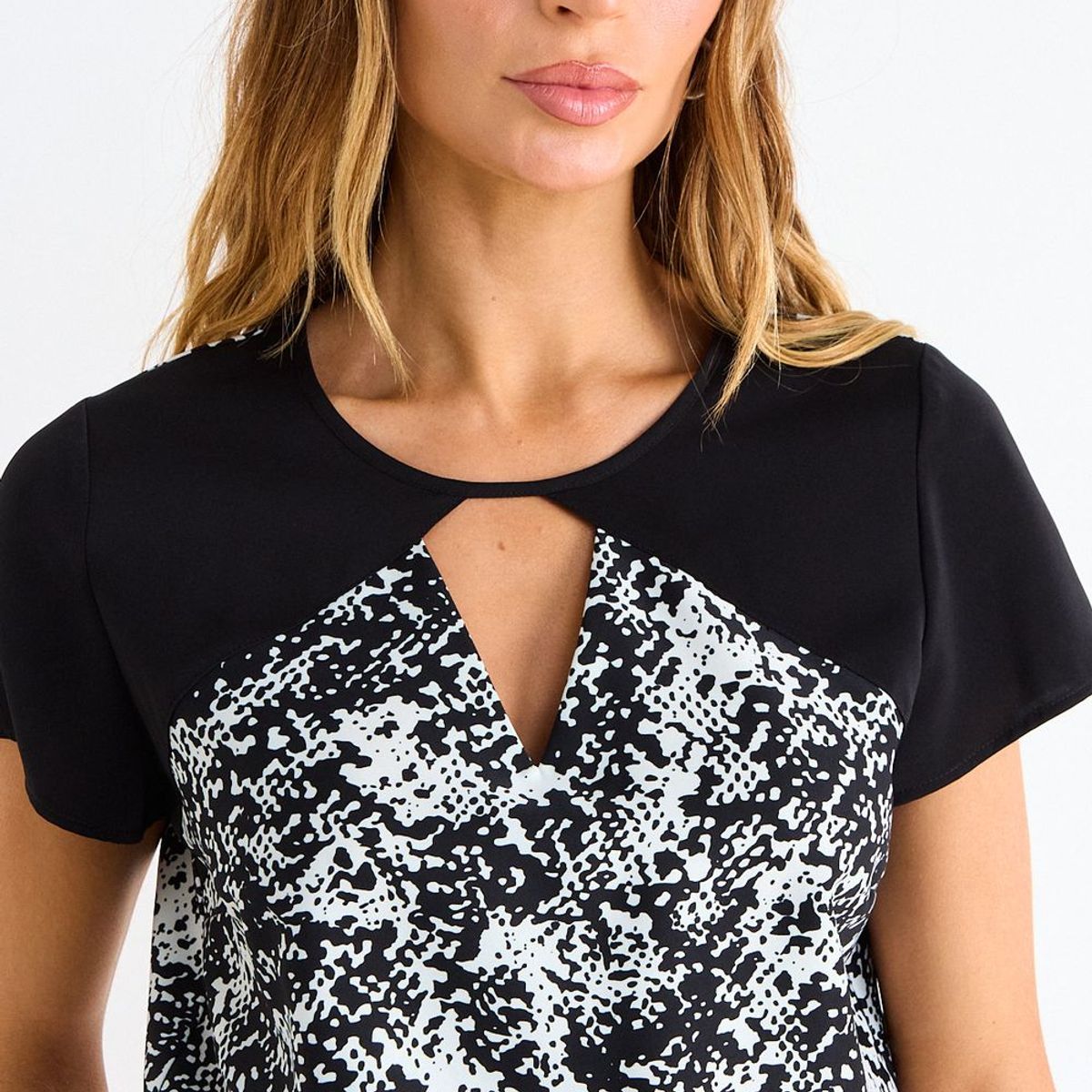 ASH - Blusa Fantasia Mujer Negro Ash