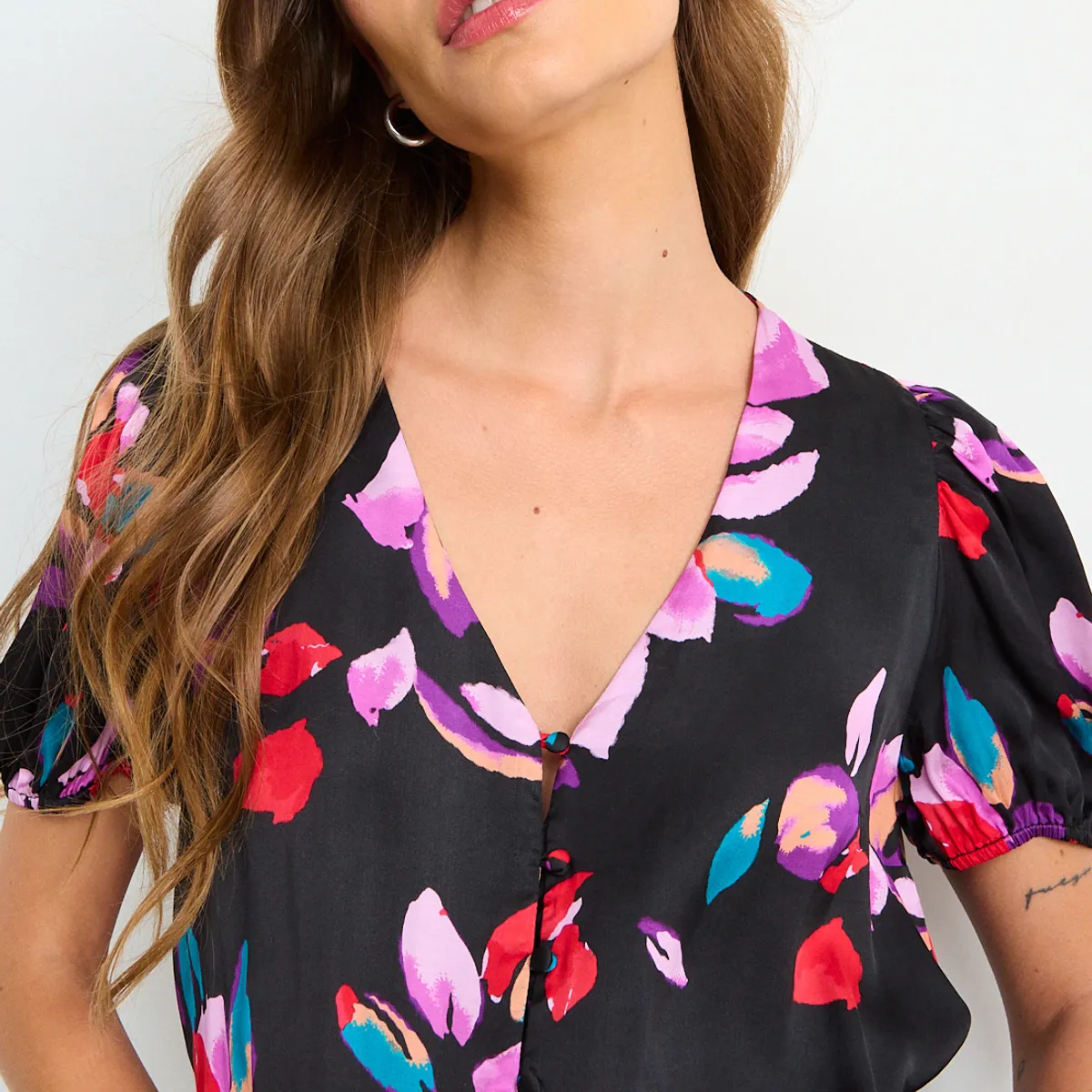 IO - Blusa Fantasia Mujer Negro Io
