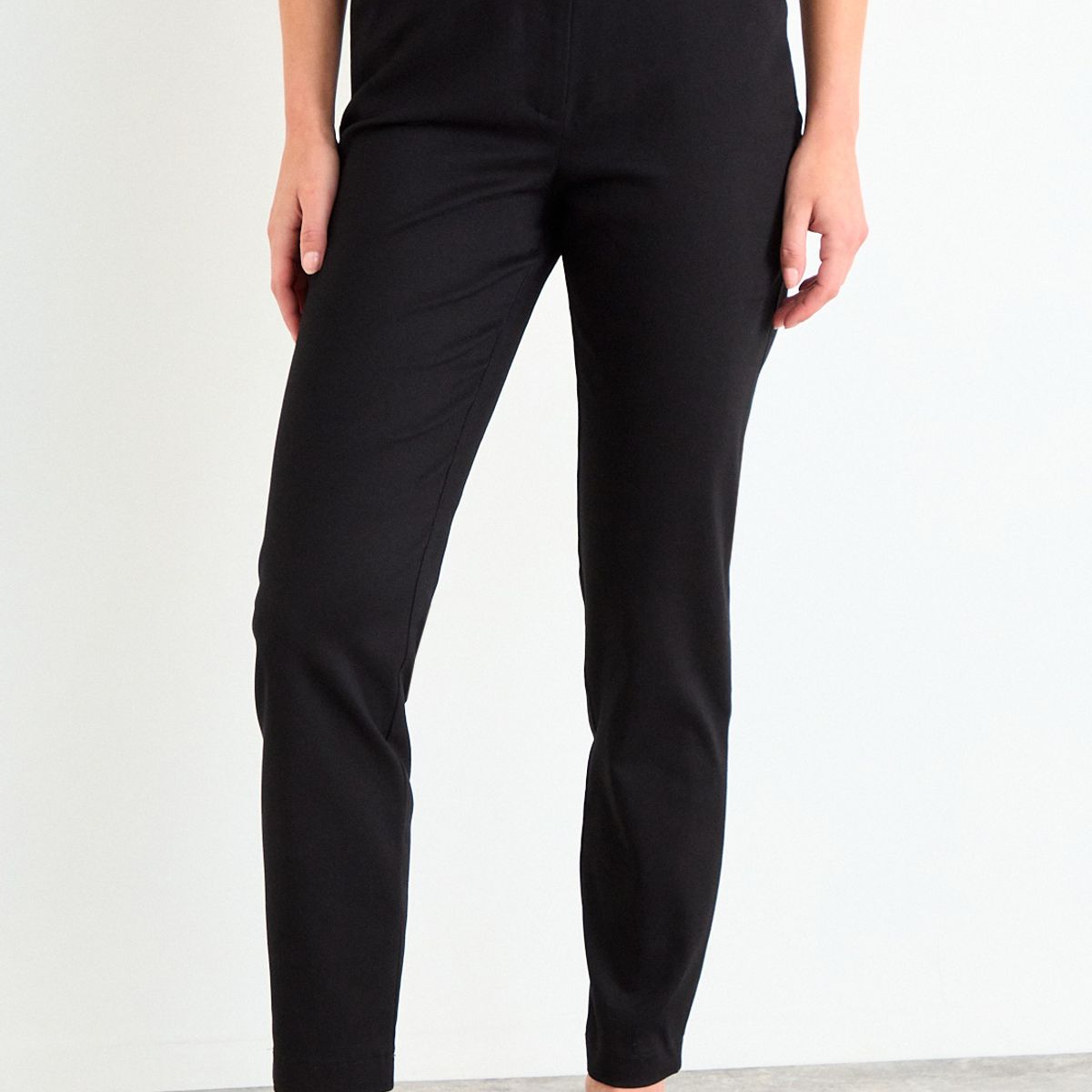 IO - Pantalon Liso Mujer Negro Io