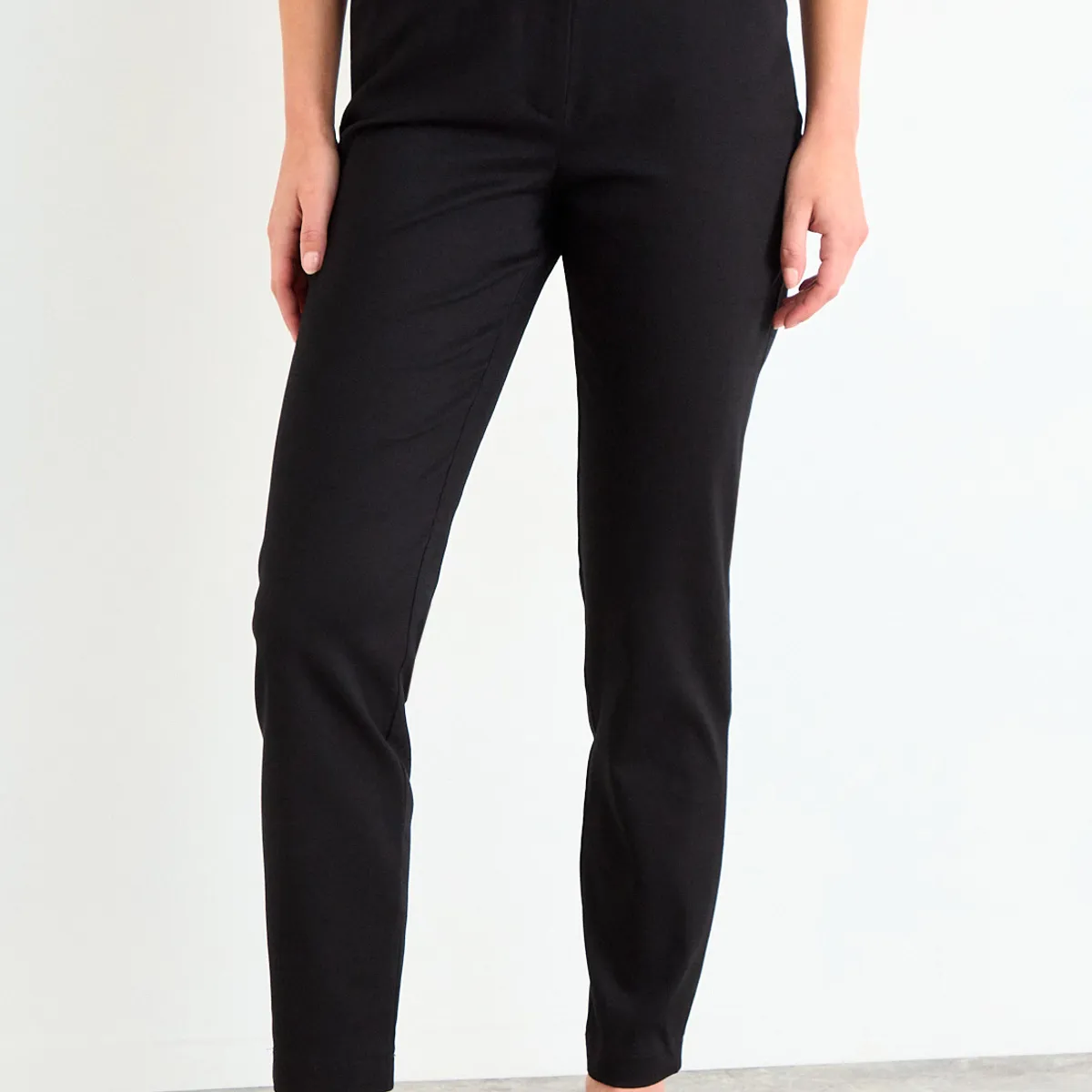 IO - Pantalon Liso Mujer Negro Io