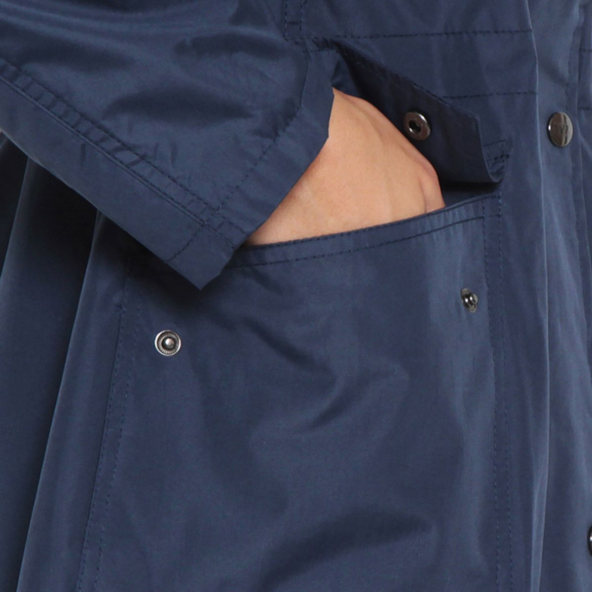 WADOS - CHAQUETA IMPERMEABLE CON CAPUCHA NO DESMONTABLE CON FORRO