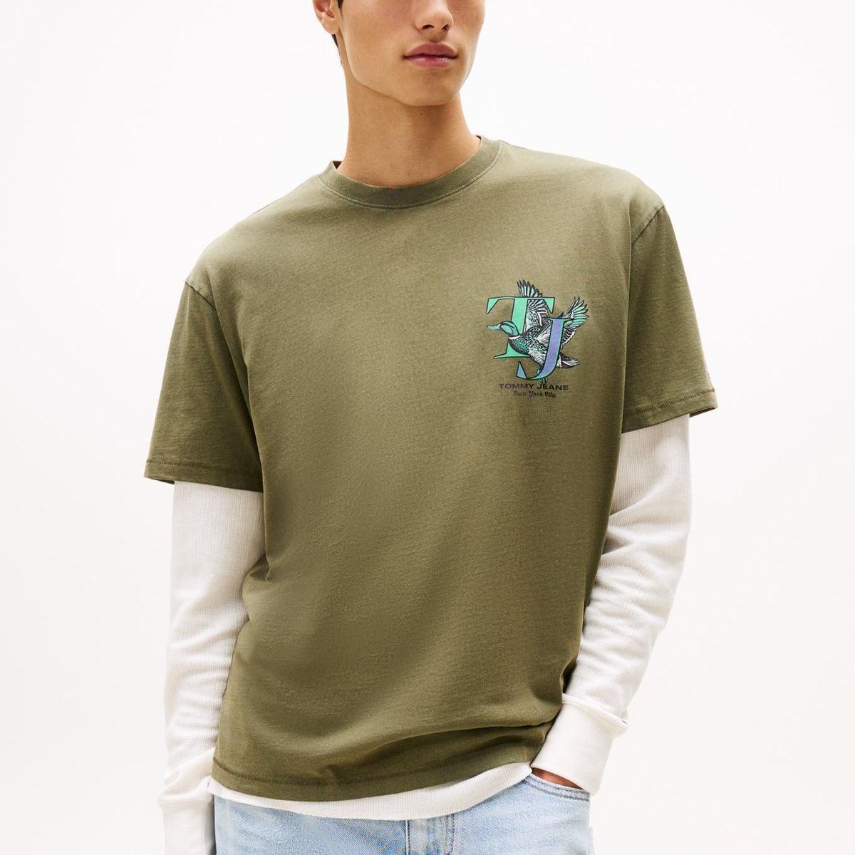TOMMY HILFIGER - Polera Relaxed Fit Novelty Logo Verde Tommy Jeans