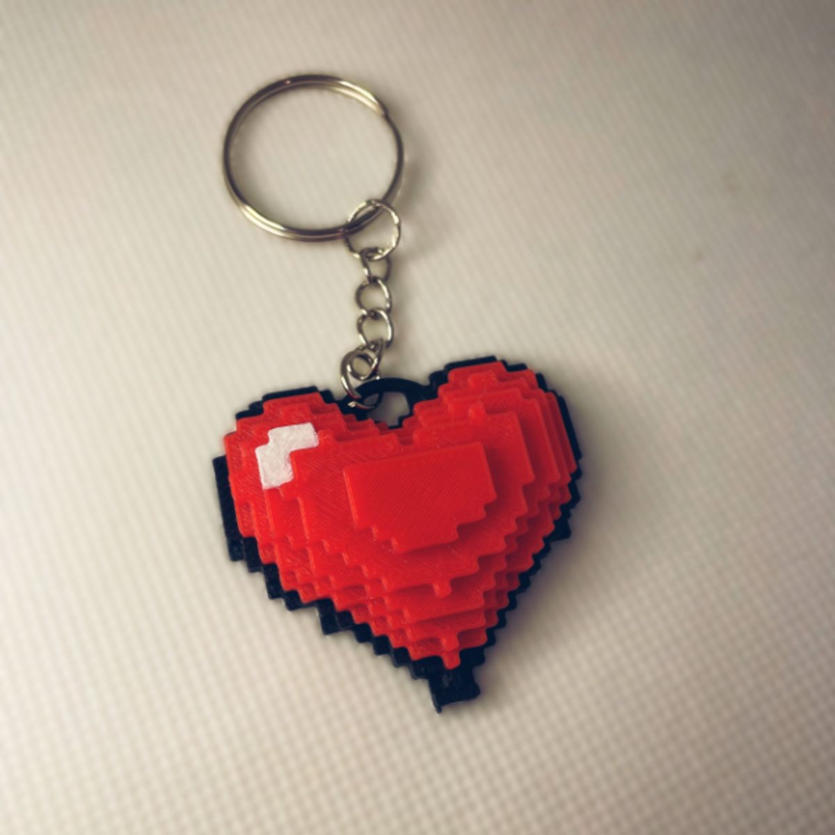 GENERICO - Llavero Corazón Pixel- San Valentín