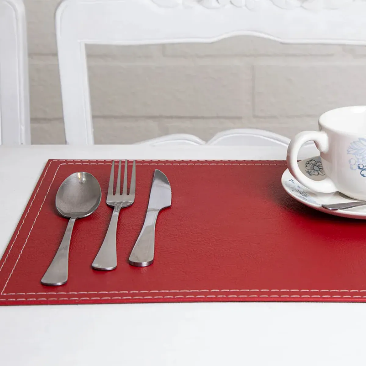 DORAL - Set 4 Individuales Rectangular Ecocuero 42x32cm Rojo