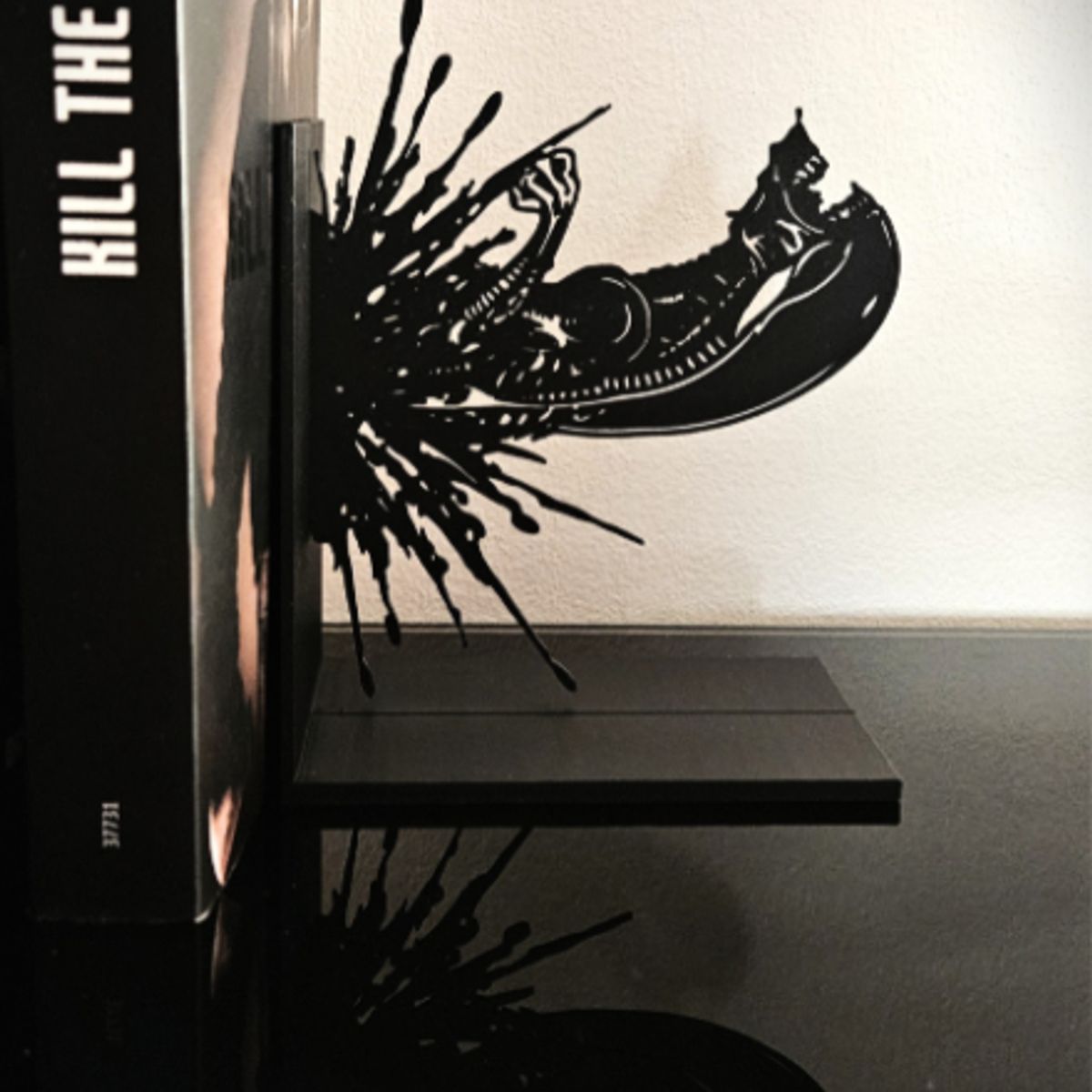 GENERICO - Sujetalibros- Alien