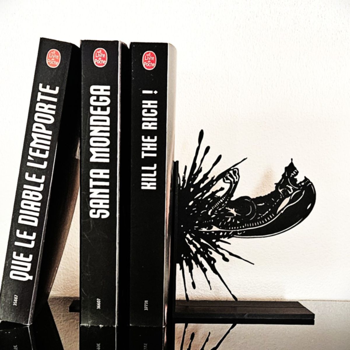 GENERICO - Sujetalibros- Alien