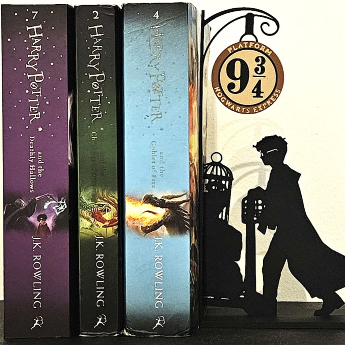 GENERICO - Sujetalibros- Niño Mago y el Andén