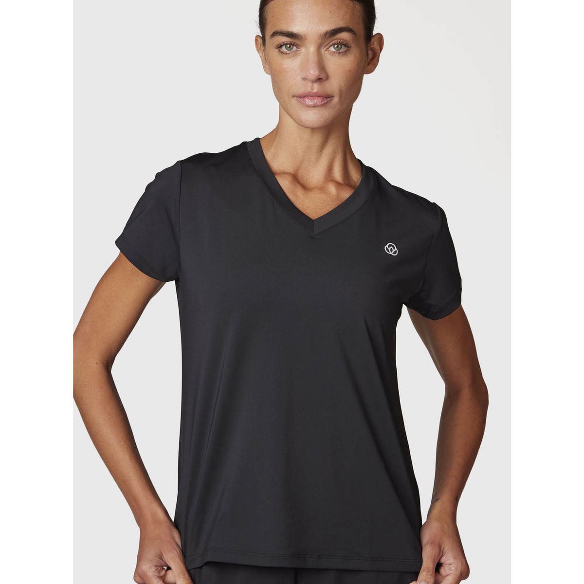 BSOUL - Polera Mujer V Neck Aloe Negra BSOUL