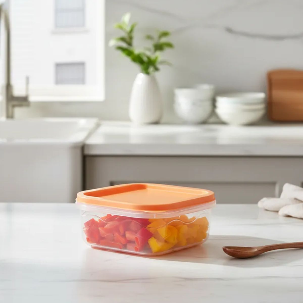 GENERICO - Contenedor Plástico Cuadrado 250ml con Tapa