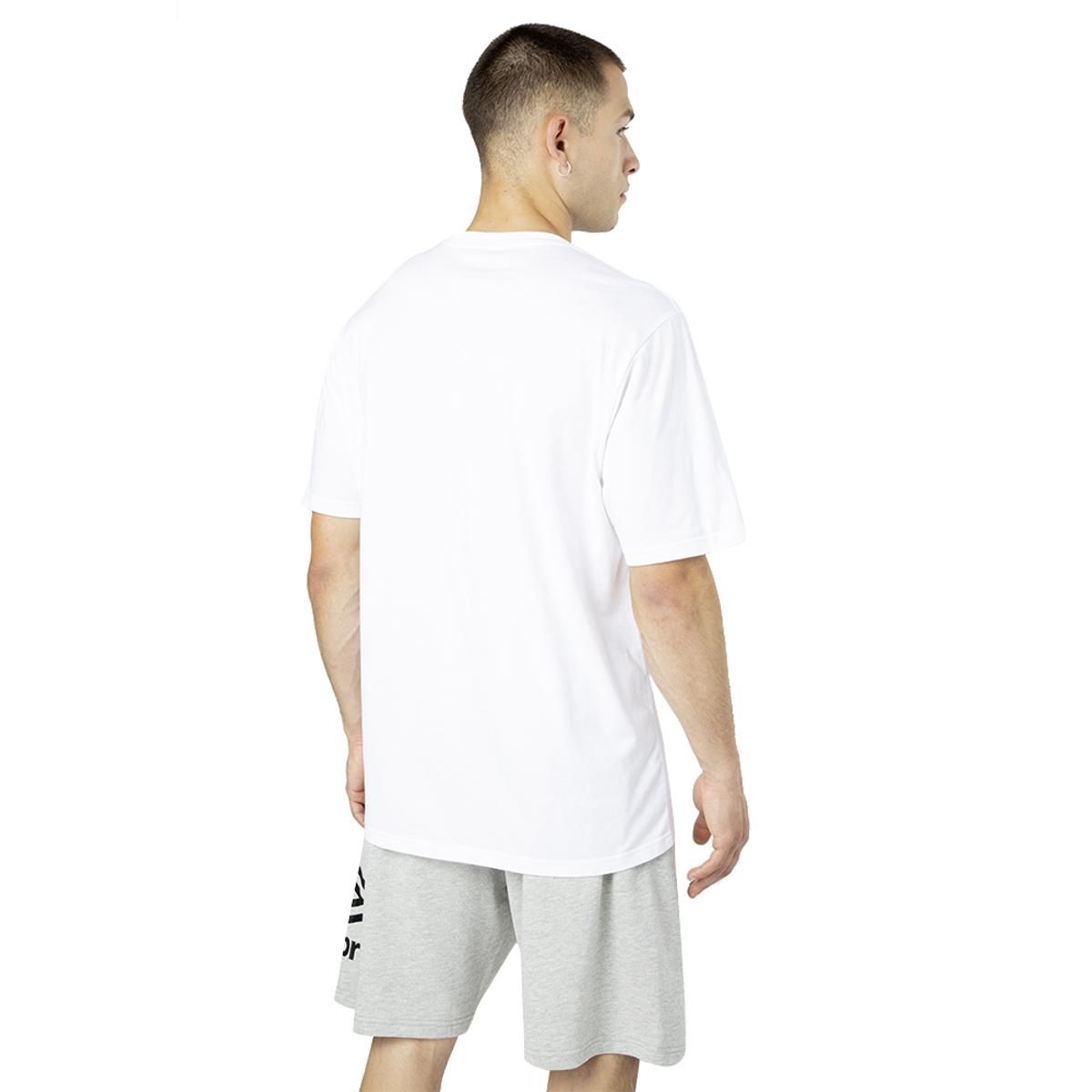 UMBRO - Polera Umbro Essentials Big Logo Hombre Blanco