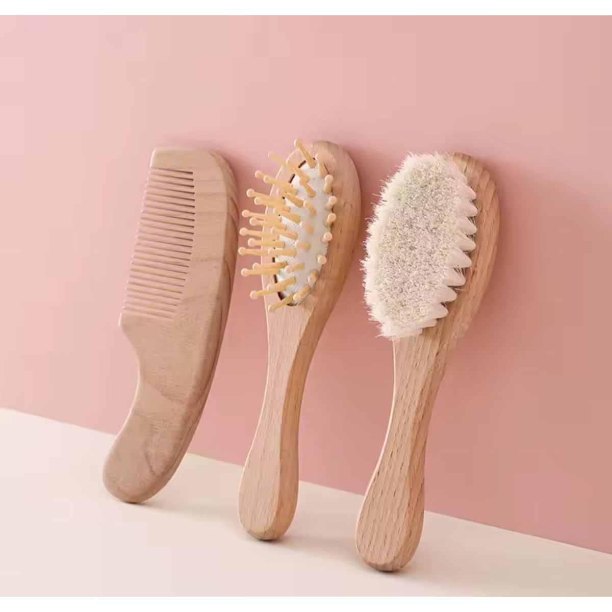 GENERICO - Kit Cepillo Peine Madera Cerdas Suaves Bebés Recien Nacidos