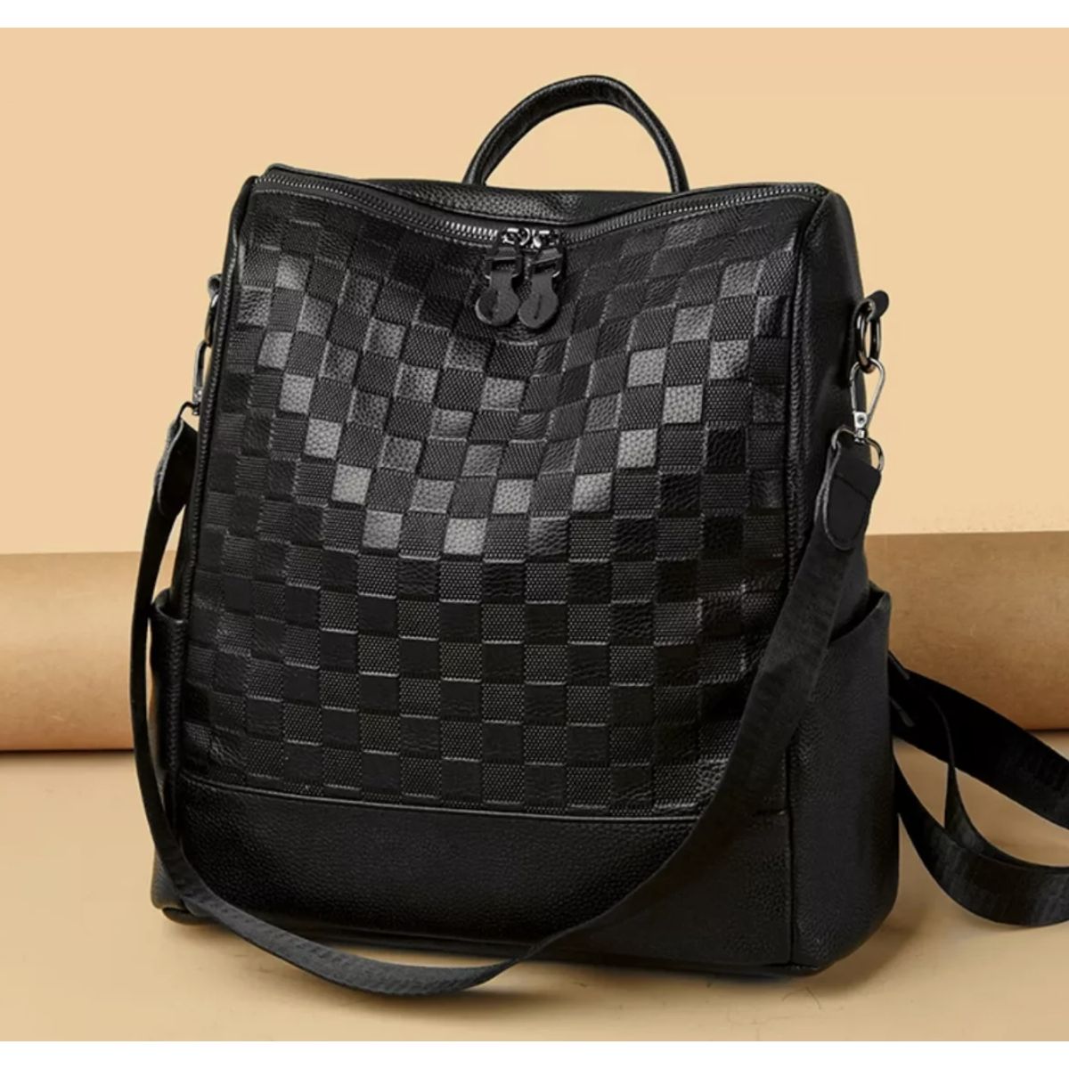 MOMO - Mochila de cuerina para mujer con bolsillo grande