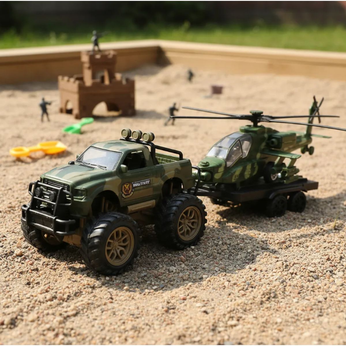 GENERICO - Set Juguete Militar Camioneta Y Helicóptero De Combate 45cm