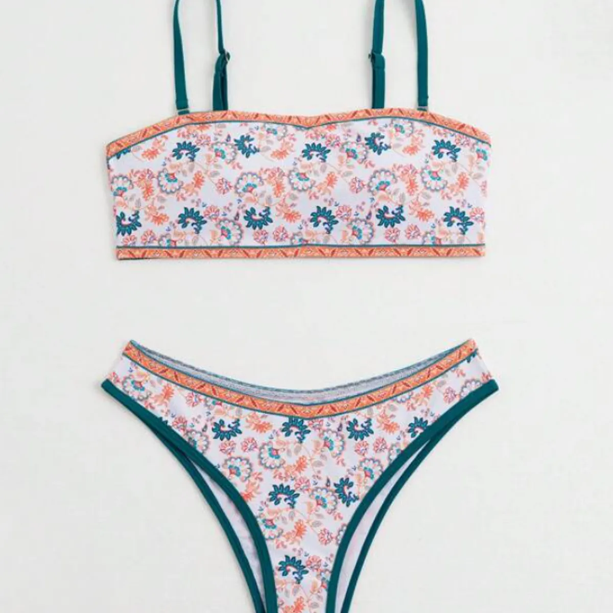 KIRAMA CLOTHING STORE - Bikini Floral Bohemio de Talle Alto  Multicolor