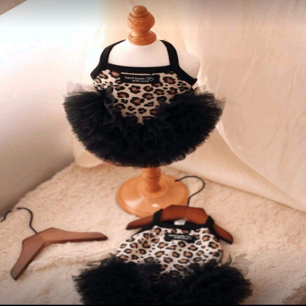 GENERICO - VESTIDO ANIMAL PRINT CON TUTU PARA MASCOTAS