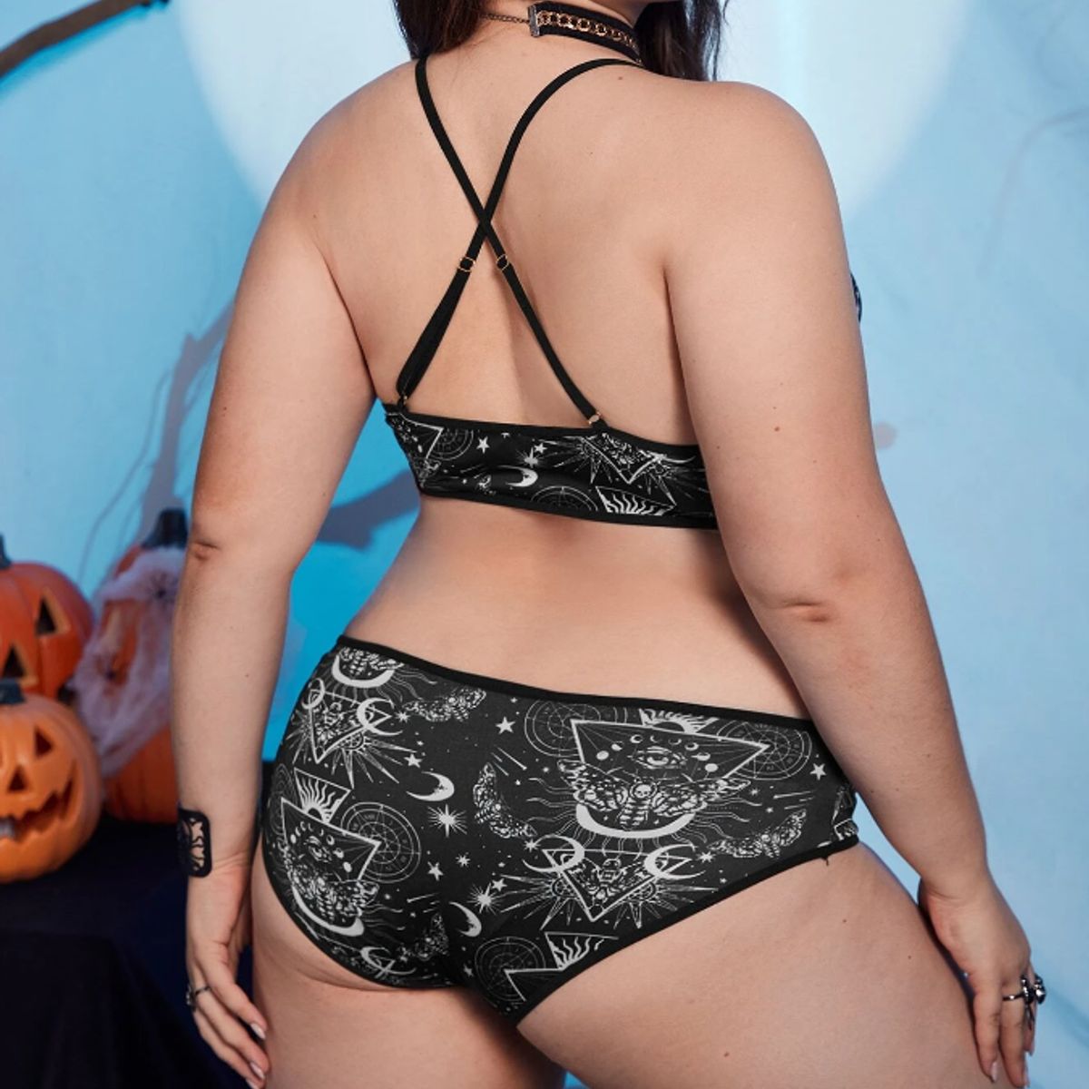 KIRAMA CLOTHING STORE - Body Blanco y Negro con Estampado Galaxia  Estilo Gótico Halloween