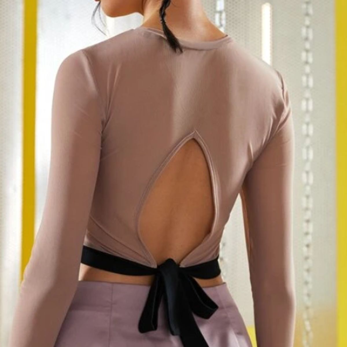 KIRAMA CLOTHING STORE - Top Crop Mujer Fiesta Floral Espalda Abierta  Multicolor