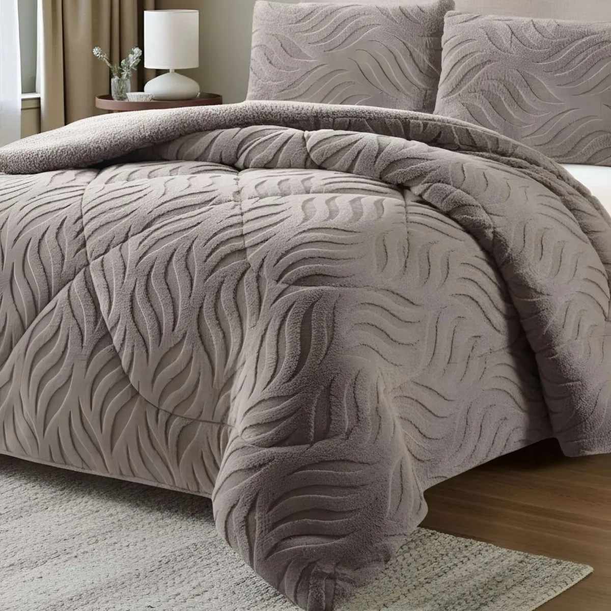 GENERICO - COBERTOR ELEGANTE DE INVIERNO CON CHIPORRO KING20_.