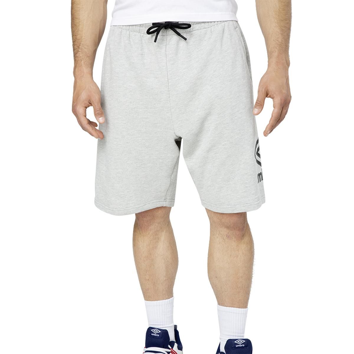 UMBRO - Short Umbro Essentials Big Logo Hombre Gris