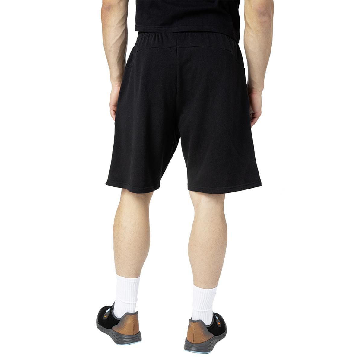 UMBRO - Short Umbro Essentials Big Logo Square Hombre Negro