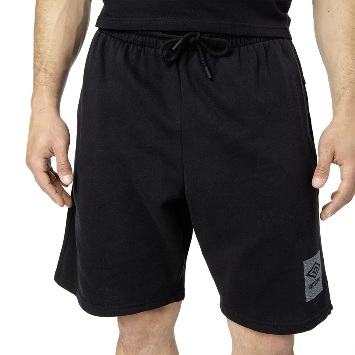 UMBRO - Short Umbro Essentials Big Logo Square Hombre Negro