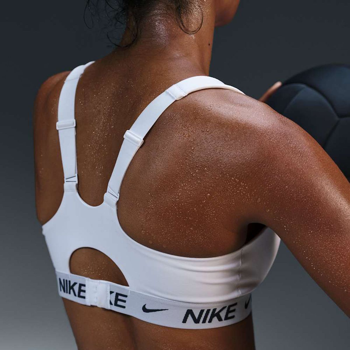 NIKE - Peto Nike Indy High-Support Blanco Mujer