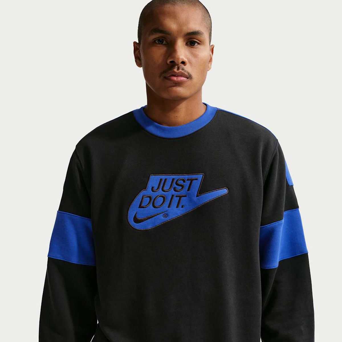 NIKE - Polerón Nike Sportswear Club Negro Hombre