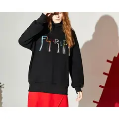 KIRAMA CLOTHING STORE - Pullover Negro Cuello Alto con Bordado y Flecos