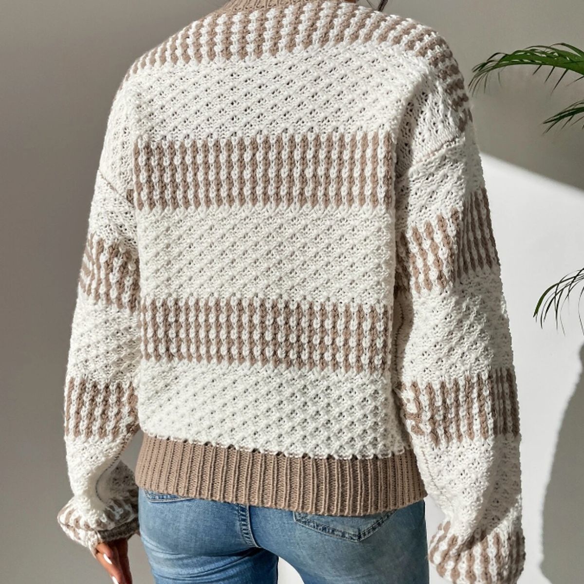 KIRAMA CLOTHING STORE - Sweater Pullover Multicolor de Punto con Ribete en Contraste