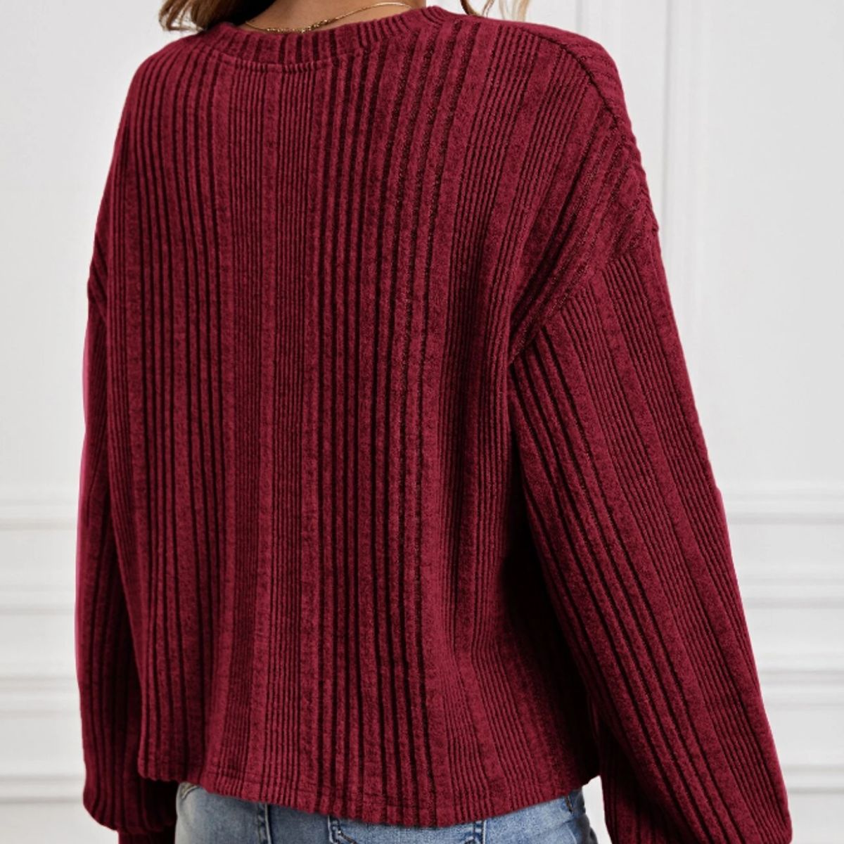 KIRAMA CLOTHING STORE - Sweater Burdeos Canalé Casual de Manga Larga