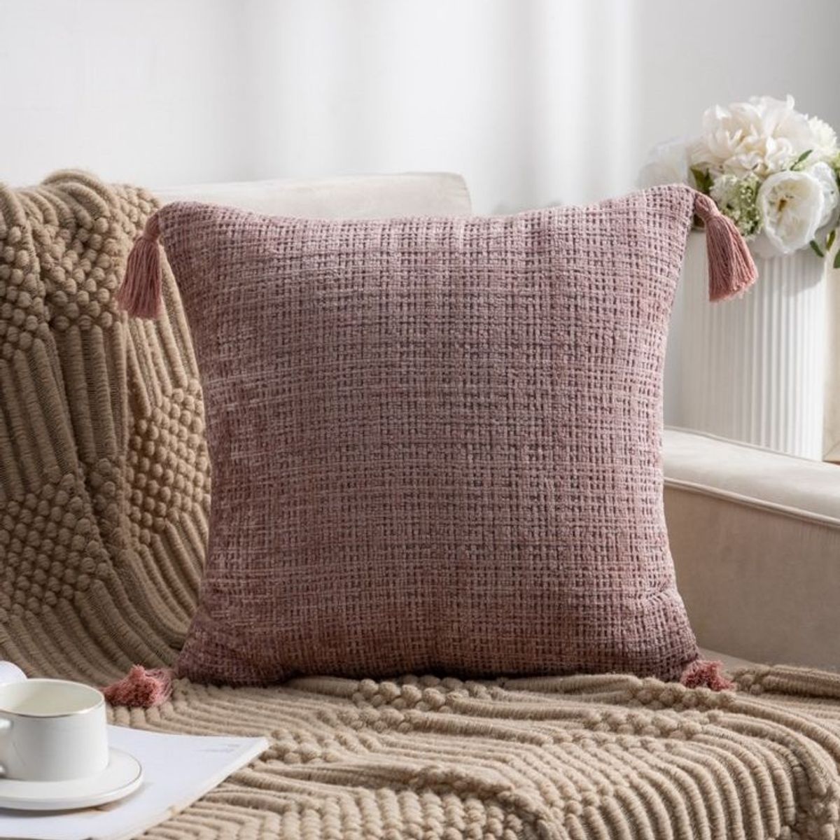 GENERICO - PACK DE 4 FUNDAS PARA COJIN CHELINE CON BORLAS 45x45