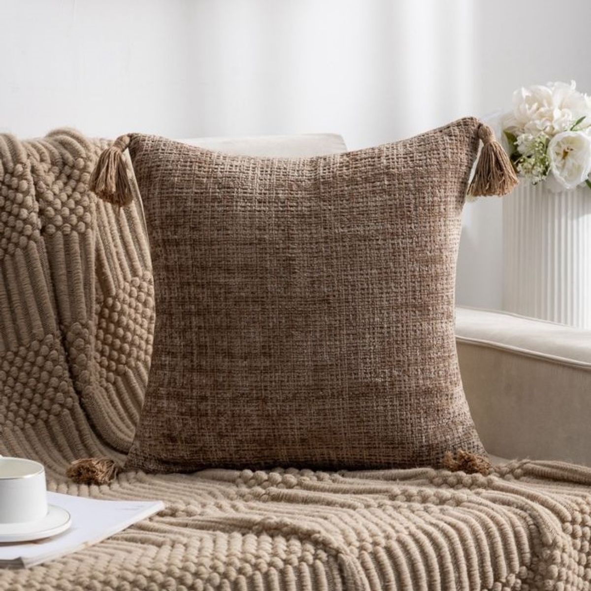 GENERICO - PACK DE 4 FUNDAS PARA COJIN CHELINE CON BORLAS 45x45