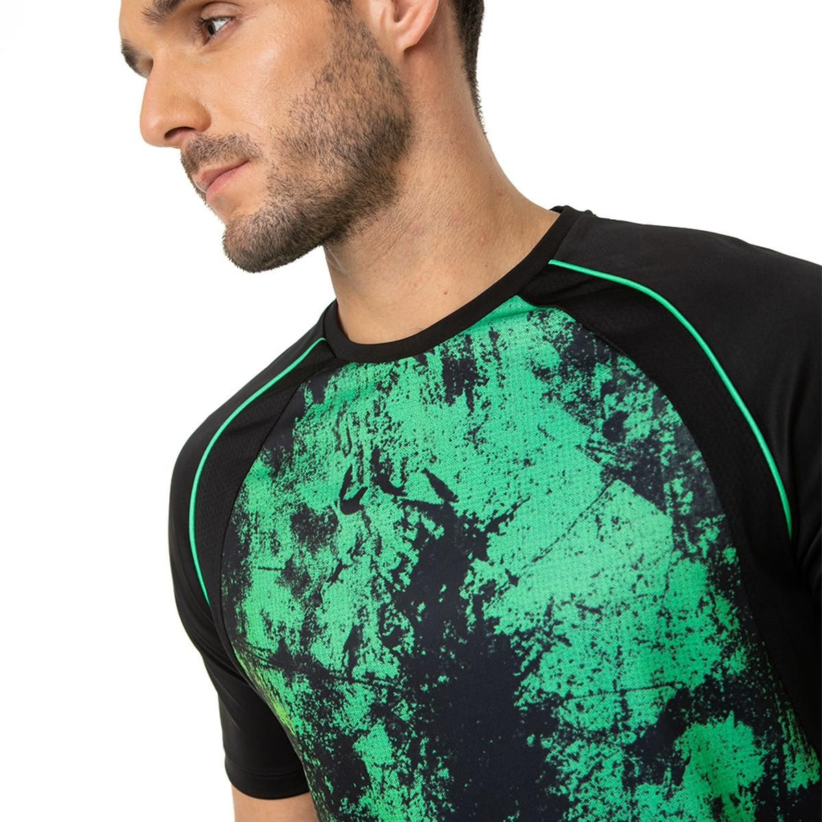 UMBRO - Polera Umbro Pro Training Graphic Hombre Negro/Verde