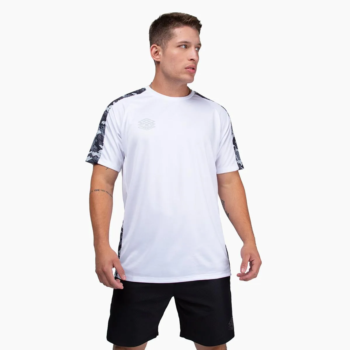 UMBRO - Polera Entrenamiento Umbro Pro Training Active Hombre Blanco
