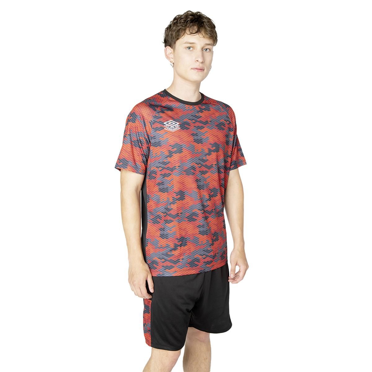 UMBRO - Polera Entrenamiento Umbro Pro Training Graphic Hombre