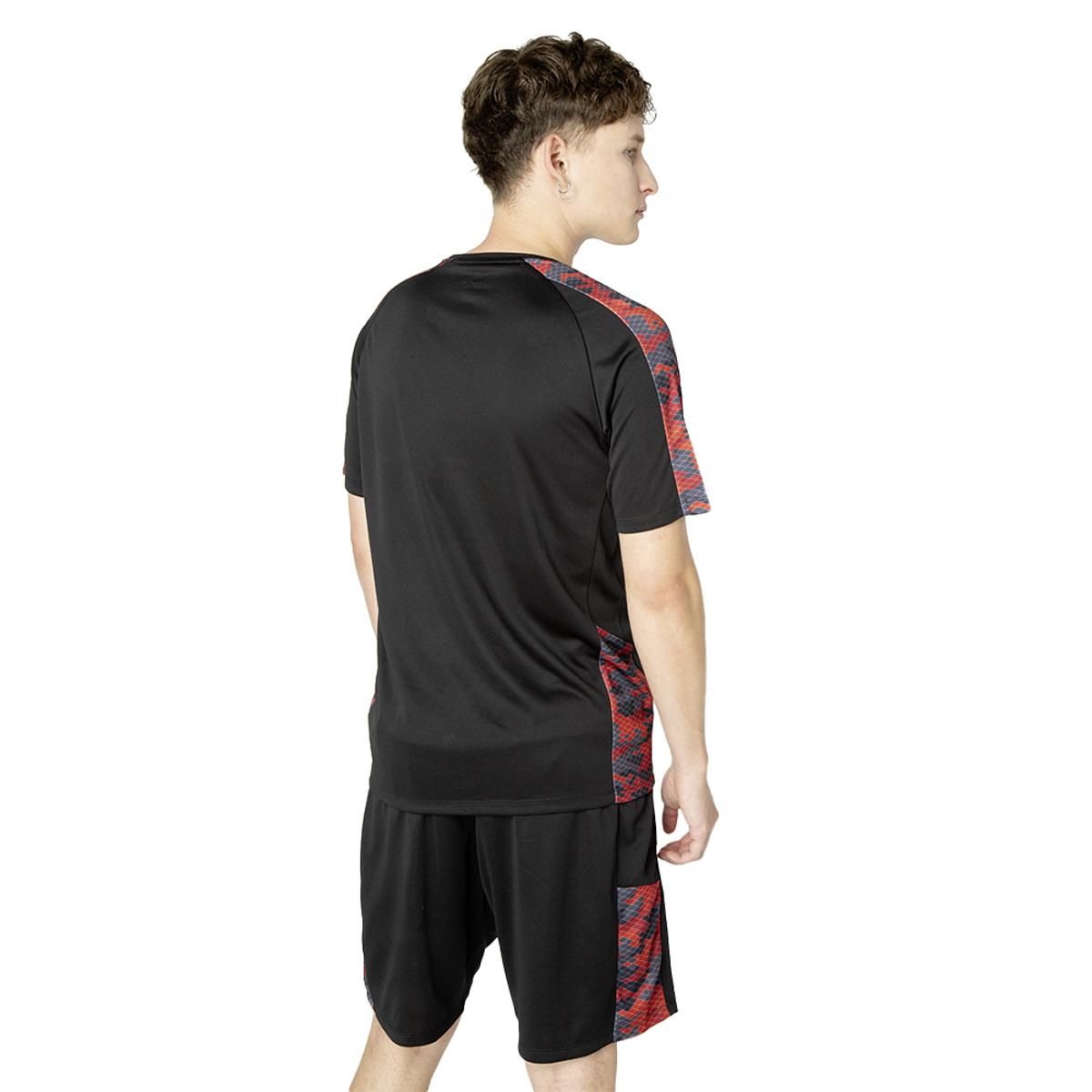 UMBRO - Polera Entrenamiento Umbro Pro Training Active Hombre Negro