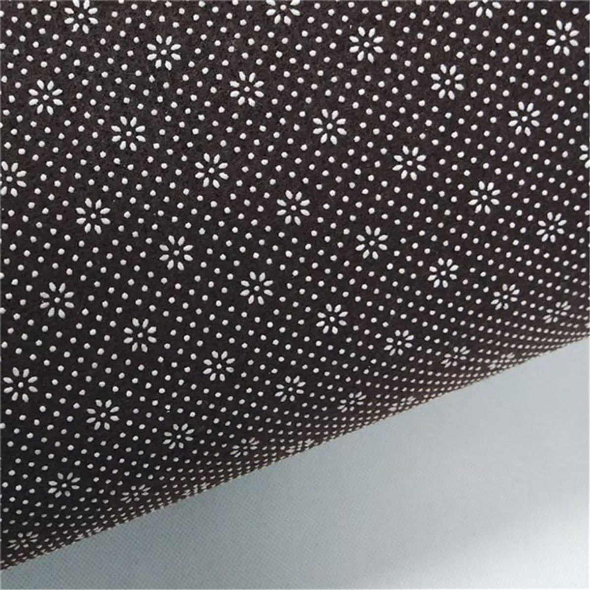 GENERICO - ALFOMBRA MODERNA PARA LIVING 200X240 NEGRA ZIGZAG DECORATIVA ELEGANTE CMIO