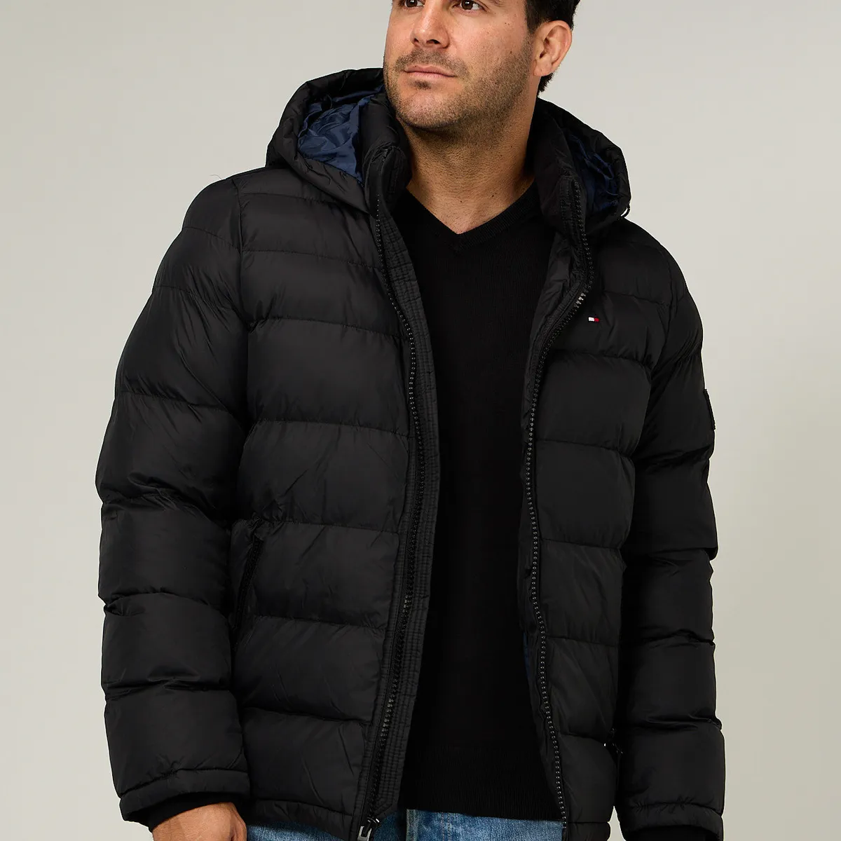 TOMMY HILFIGER - Parka Acolchada Con Gorro Negro Tommy Hilfiger