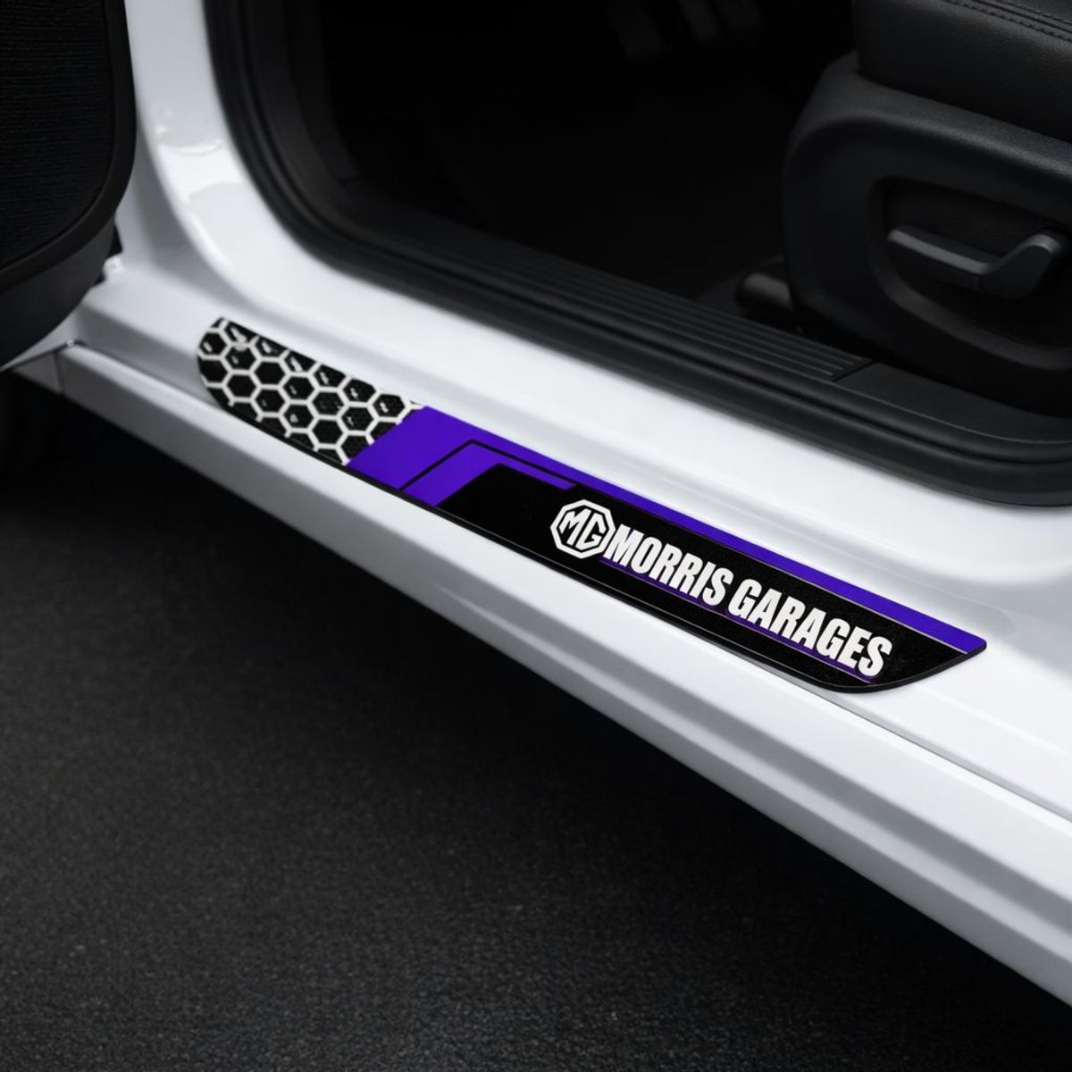 GENERICO - Cubre Zócalo  Pisadera Multifunción en Acrílico Protector para Autos Universal MG