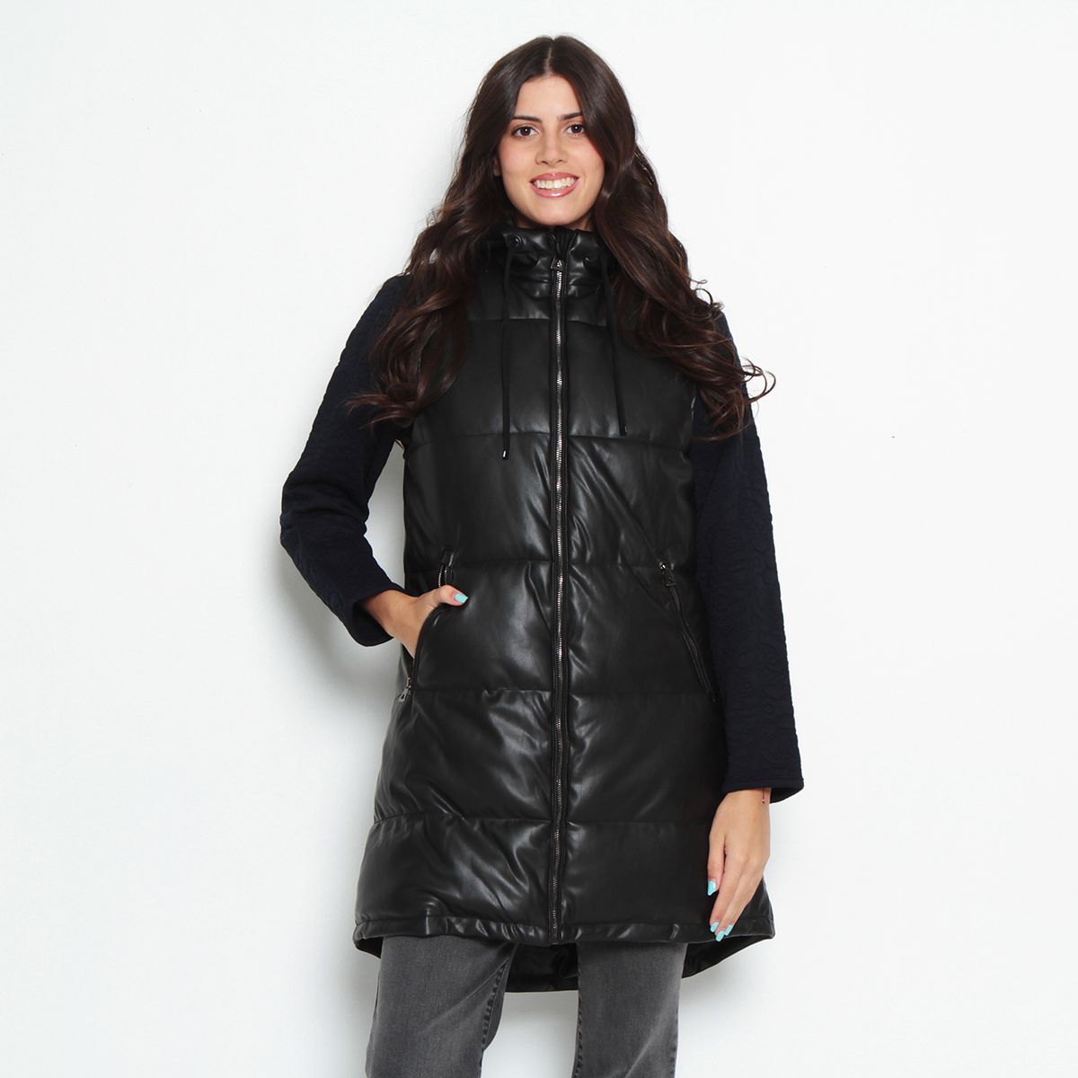 WADOS - PARKA ECOCUERO SIN MANGA CON CIERRE EN DELANTERO Y BOLSILLOS