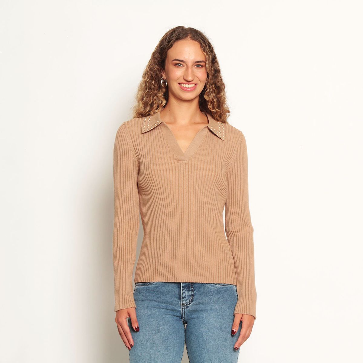 WADOS - SWEATER MANGA LARGA ESCOTE REDONDO CON APLICACION EN LAS MANGAS