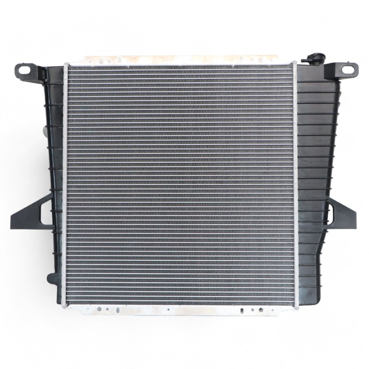 GENERICO - Radiador Ford Explorer 4.0L V6 1995 al 2000