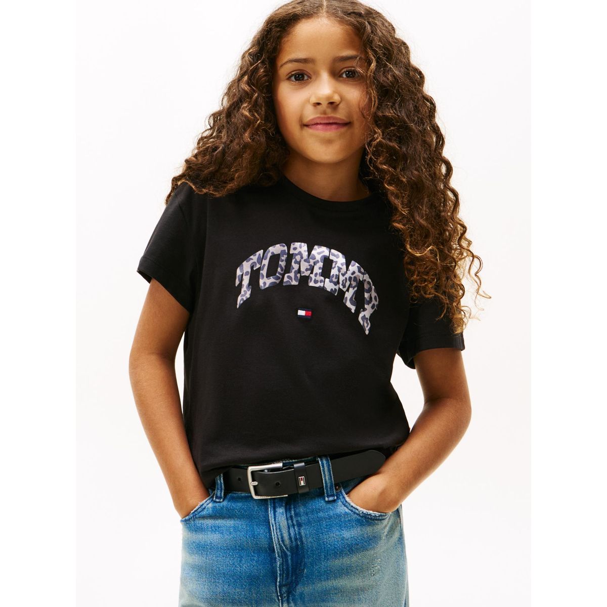 TOMMY HILFIGER - Polera Varsity Con Logo Negro Tommy Hilfiger