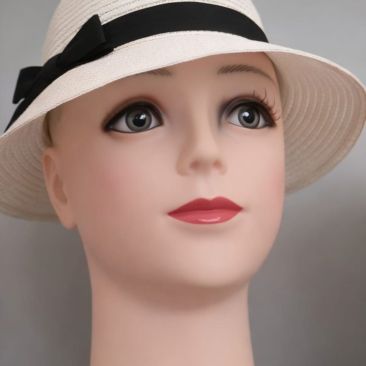GENERICO - Cabeza de Maniquí para Exhibición de Accesorios